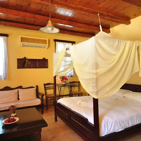 Otel Elia & Áno Voúvai